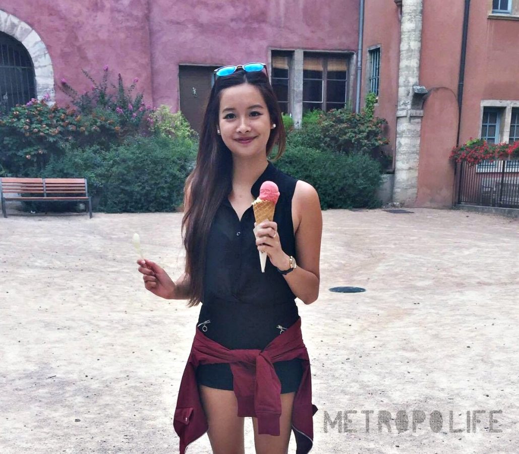 This post is not sponsored by La Fabrique Givrée., I just happen to love them more than anything I ever experienced. I didn't know what real ice-cream was before I went there :D Look at my happy face!